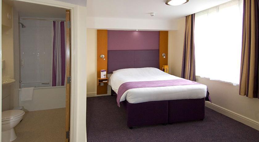 Premier Inn Hemel Hempstead Central Szoba fotó