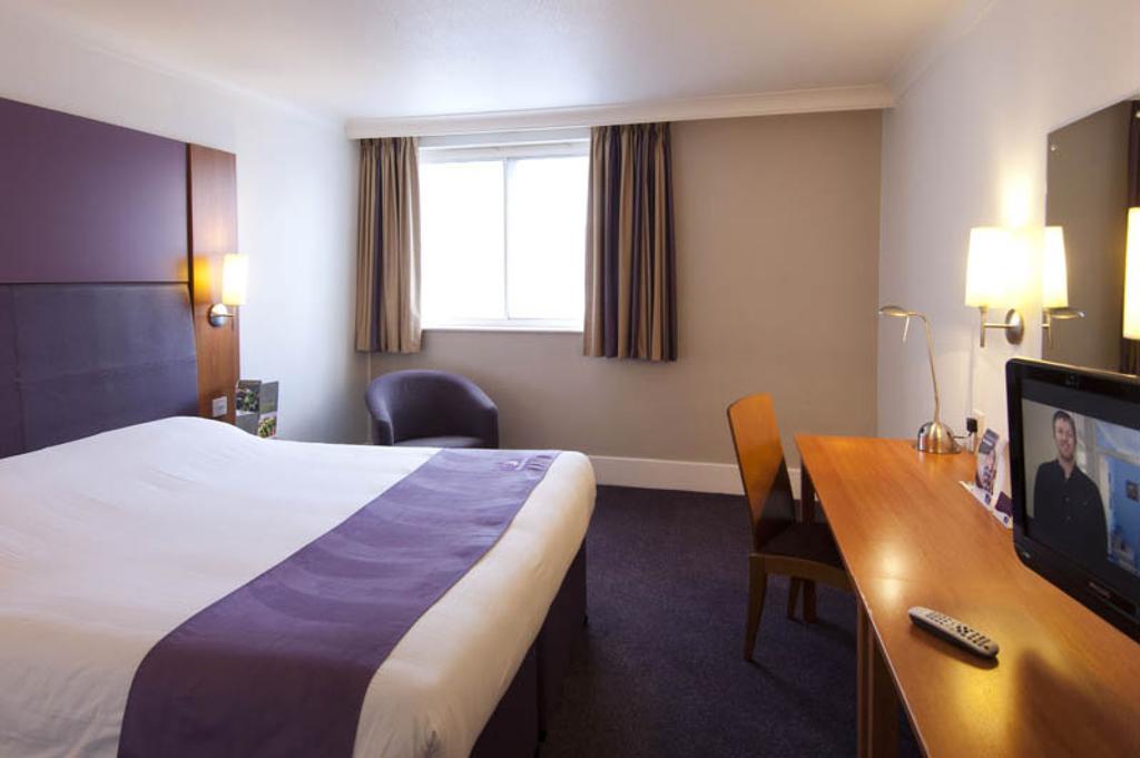 Premier Inn Hemel Hempstead Central Szoba fotó