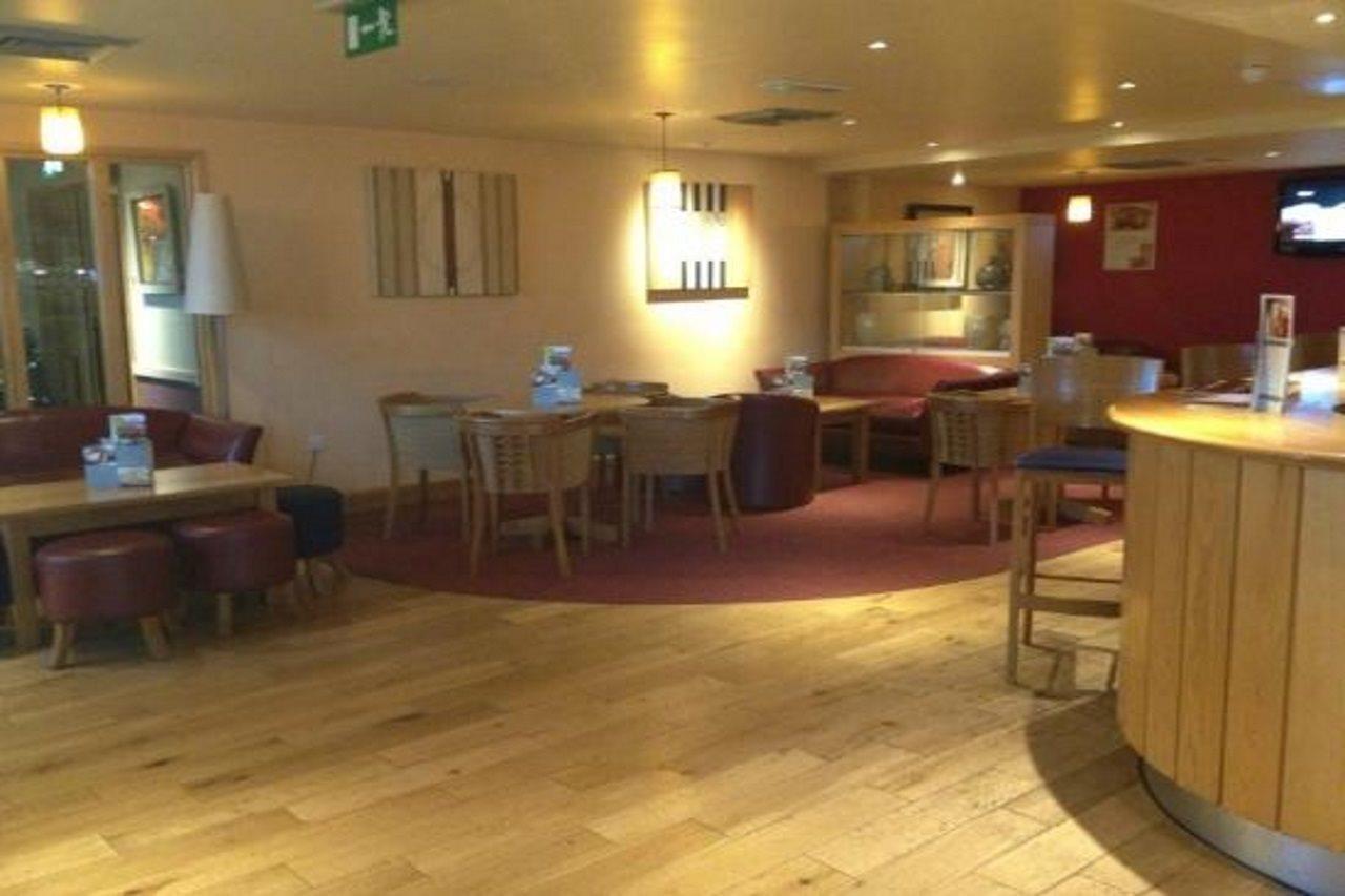 Premier Inn Hemel Hempstead Central Kültér fotó