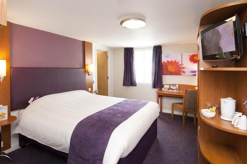 Premier Inn Hemel Hempstead Central Kültér fotó